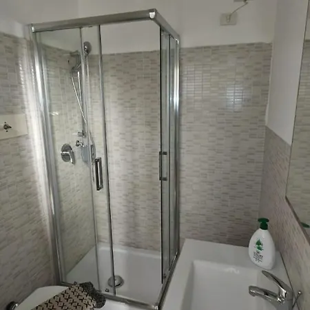 Ms Piazza Del Papa Sea Port Lägenhet